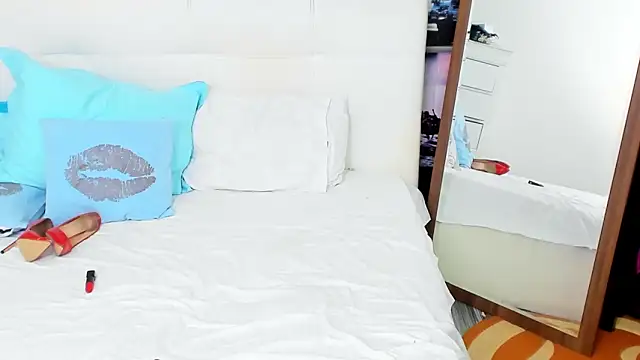 Snapshot of IvyHotFoxy chatting on March 22, 2:36 pm IvyHotFoxy online show from March 22, 2:36 pm