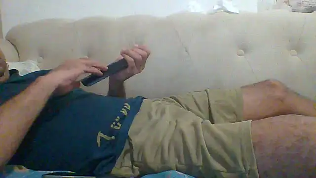 Snapshot of egyman2017 chatting on December 17, 7:19 pm egyman2017 online show from December 17, 7:19 pm