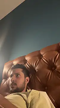 dhruv9413 online show from November 25, 5:24 pm