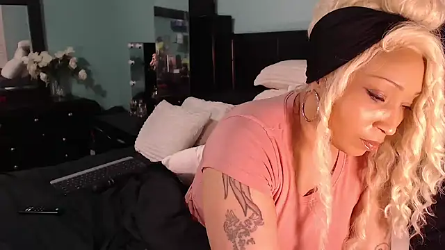 msbaddiebabe101 online show from January 18, 12:24 am