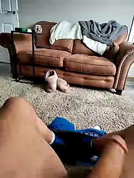 Snapshot of Muzz_2020 chatting on January 21, 9:03 am Muzz 2020 online show from January 21, 9:03 am