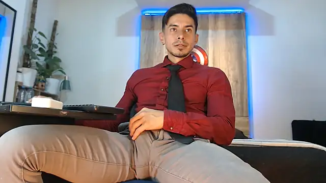 Andrew 4  online show from April 19, 7:20 am
