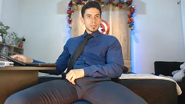 Andrew 4  online show from December 16, 2:05 am