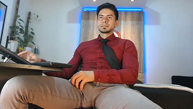 Andrew 4  online show from March 24, 1:27 am