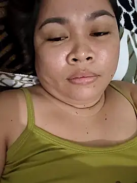 Snapshot of XXLorie_02 chatting on June 13, 2:20 am XXLorie 02 online show from June 13, 2:20 am
