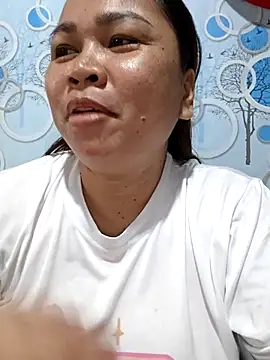 XXLorie 02 online show from March 1, 11:27 pm