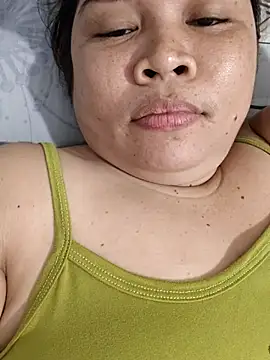 XXLorie 02 online show from May 14, 12:24 pm
