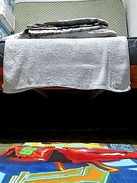 Snapshot of XXLorie_02 chatting on June 25, 11:32 pm XXLorie 02 online show from June 25, 11:32 pm