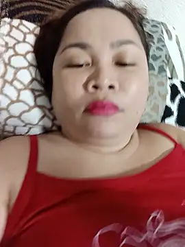 Snapshot of XXLorie_02 chatting on June 23, 12:58 pm XXLorie 02 online show from June 23, 12:58 pm