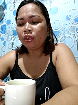 XXLorie 02 online show from January 5, 10:02 pm