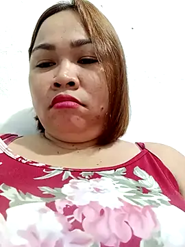 Snapshot of XXLorie_02 chatting on September 25, 12:16 am XXLorie 02 online show from September 25, 12:16 am