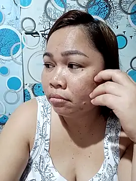 Snapshot of XXLorie_02 chatting on September 18, 2:31 pm XXLorie 02 online show from September 18, 2:31 pm