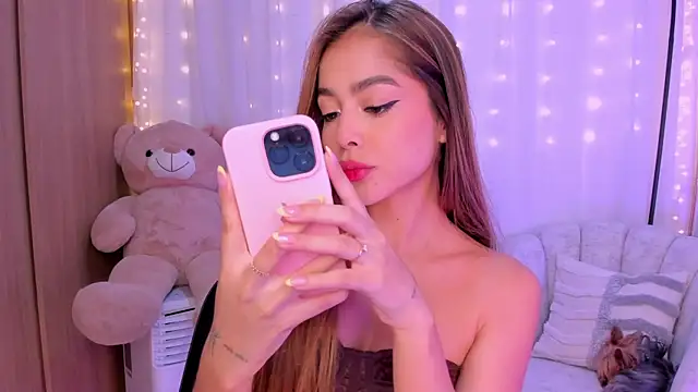 AmyDavis  online show from September 10, 12:20 am