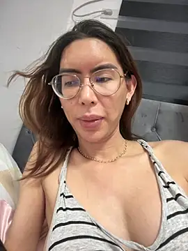 Ivysnow online show from November 23, 5:34 pm