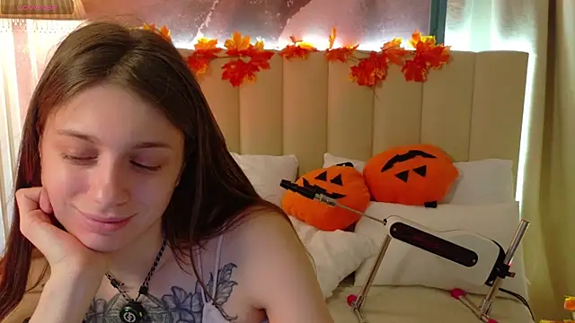 Snapshot of Eille_Elfie chatting on October 23, 4:55 am Eille Elfie online show from October 23, 4:55 am