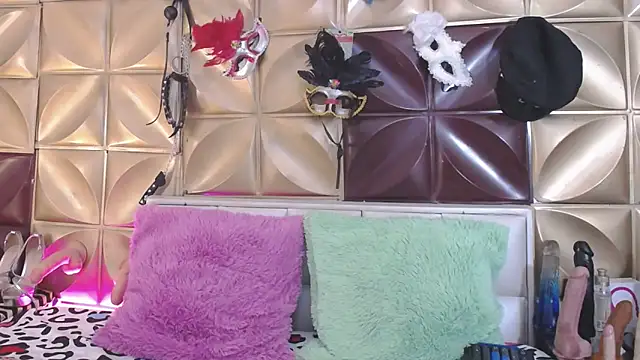 VIKY HOTT online show from February 8, 11:24 pm