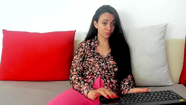cute angel95 online show from May 11, 4:04 pm