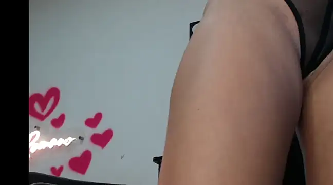 Snapshot of vittoriaromano chatting on March 17, 12:32 am vittoriaromano online show from March 17, 12:32 am