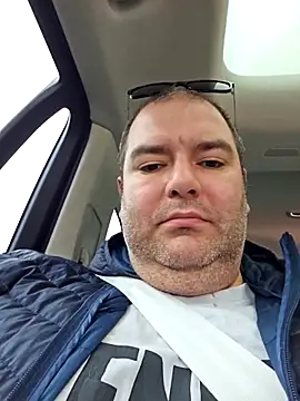 Snapshot of Andrew1900529 chatting on October 8, 12:39 pm Andrew1900529 online show from October 8, 12:39 pm