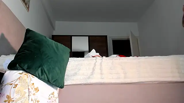 BrianaDiamondXXX online show from October 27, 10:38 am