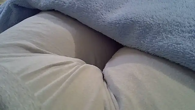 perescam online show from October 31, 4:58 pm