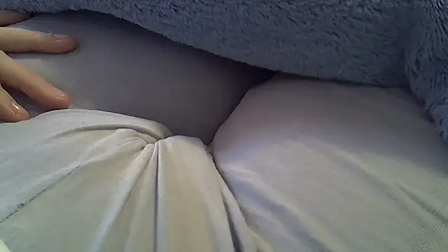 Snapshot of perescam chatting on July 8, 3:45 pm perescam online show from July 8, 3:45 pm