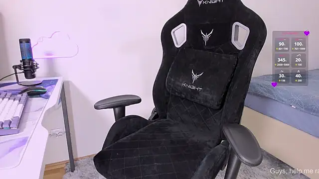 Snapshot of SkyqueenI chatting on November 18, 9:01 am SkyqueenI online show from November 18, 9:01 am