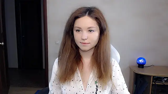 Snapshot of BettyGinger chatting on January 23, 3:01 pm BettyGinger online show from January 23, 3:01 pm