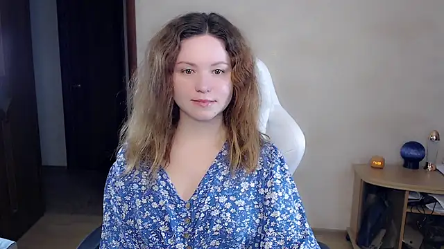 Snapshot of BettyGinger chatting on September 25, 9:32 pm BettyGinger online show from September 25, 9:32 pm