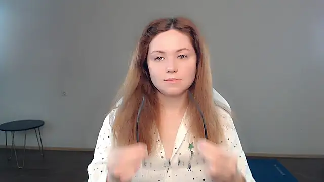 Snapshot of BettyGinger chatting on December 20, 10:22 pm BettyGinger online show from December 20, 10:22 pm