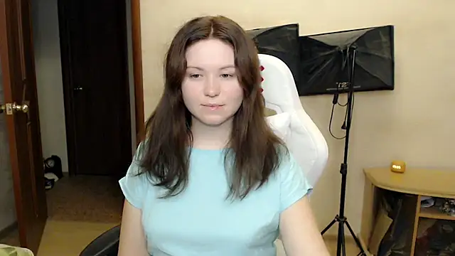 Snapshot of BettyGinger chatting on October 21, 8:30 pm BettyGinger online show from October 21, 8:30 pm