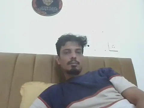 Snapshot of Talha266 chatting on May 26, 6:28 pm Talha266 online show from May 26, 6:28 pm