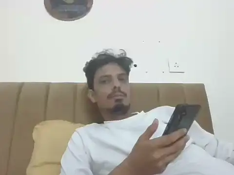Snapshot of Talha266 chatting on May 24, 6:52 pm Talha266 online show from May 24, 6:52 pm