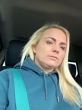 TinkPixieDust online show from February 14, 8:20 pm