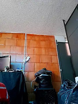 Snapshot of LUNAdeMARTE chatting on January 9, 10:17 pm LUNAdeMARTE online show from January 9, 10:17 pm