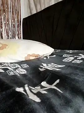 Snapshot of LUNAdeMARTE chatting on November 18, 11:59 pm LUNAdeMARTE online show from November 18, 11:59 pm