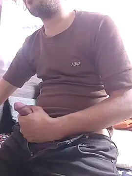 HotBoyOm online show from February 8, 5:29 am