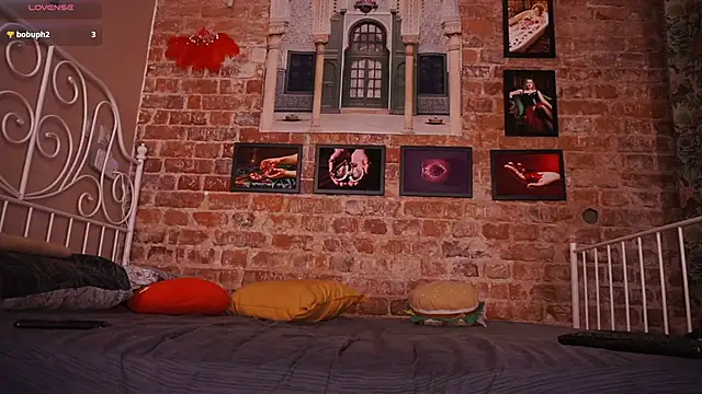 Evelively online show from March 15, 5:42 pm