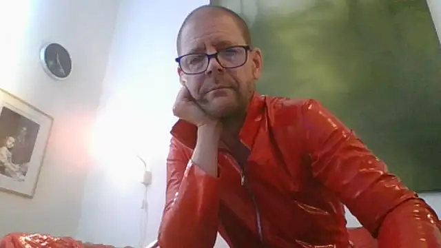 Snapshot of fetishkraut chatting on February 8, 10:24 am fetishkraut online show from February 8, 10:24 am