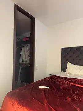 kamivolkano online show from November 9, 4:00 pm