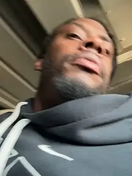 Snapshot of blue5455 chatting on March 4, 7:43 pm blue5455 online show from March 4, 7:43 pm