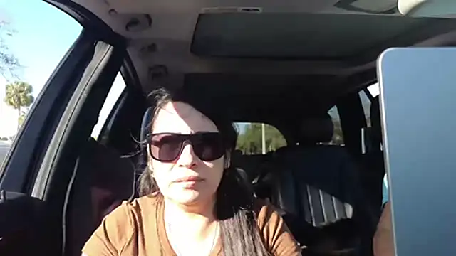 Foglove69 online show from February 19, 9:23 pm