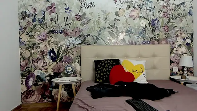 RoseDiamond06 online show from November 8, 1:03 pm