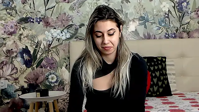 RoseDiamond06 online show from March 17, 7:48 pm