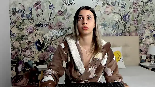 RoseDiamond06 online show from October 5, 3:25 pm