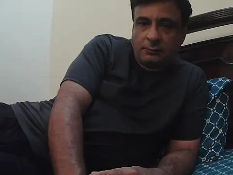 desipapaxxx online show from March 9, 9:40 pm