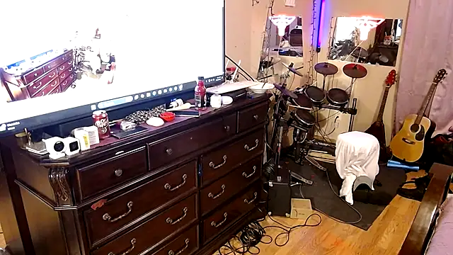 Snapshot of AerobicSleeve chatting on September 25, 5:02 am AerobicSleeve online show from September 25, 5:02 am