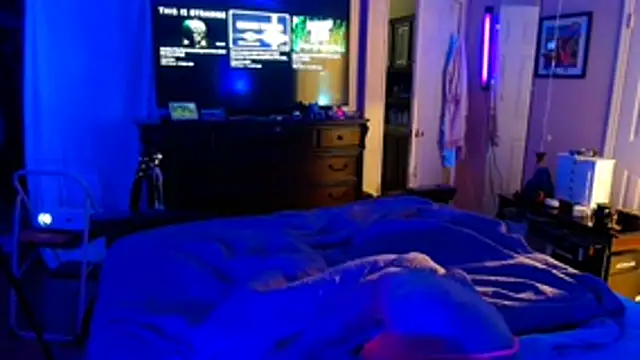 AerobicSleeve online show from February 12, 7:35 pm