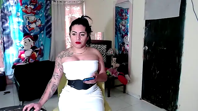 Sashaferrari2000 online show from October 29, 12:37 pm