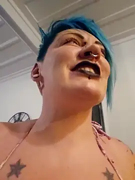 PinkTheHawk online show from March 12, 10:19 am